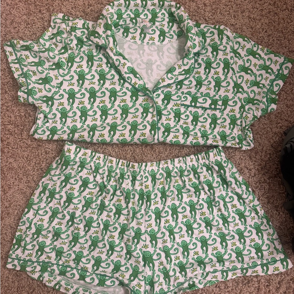 Green and White Patterned Pajama Set